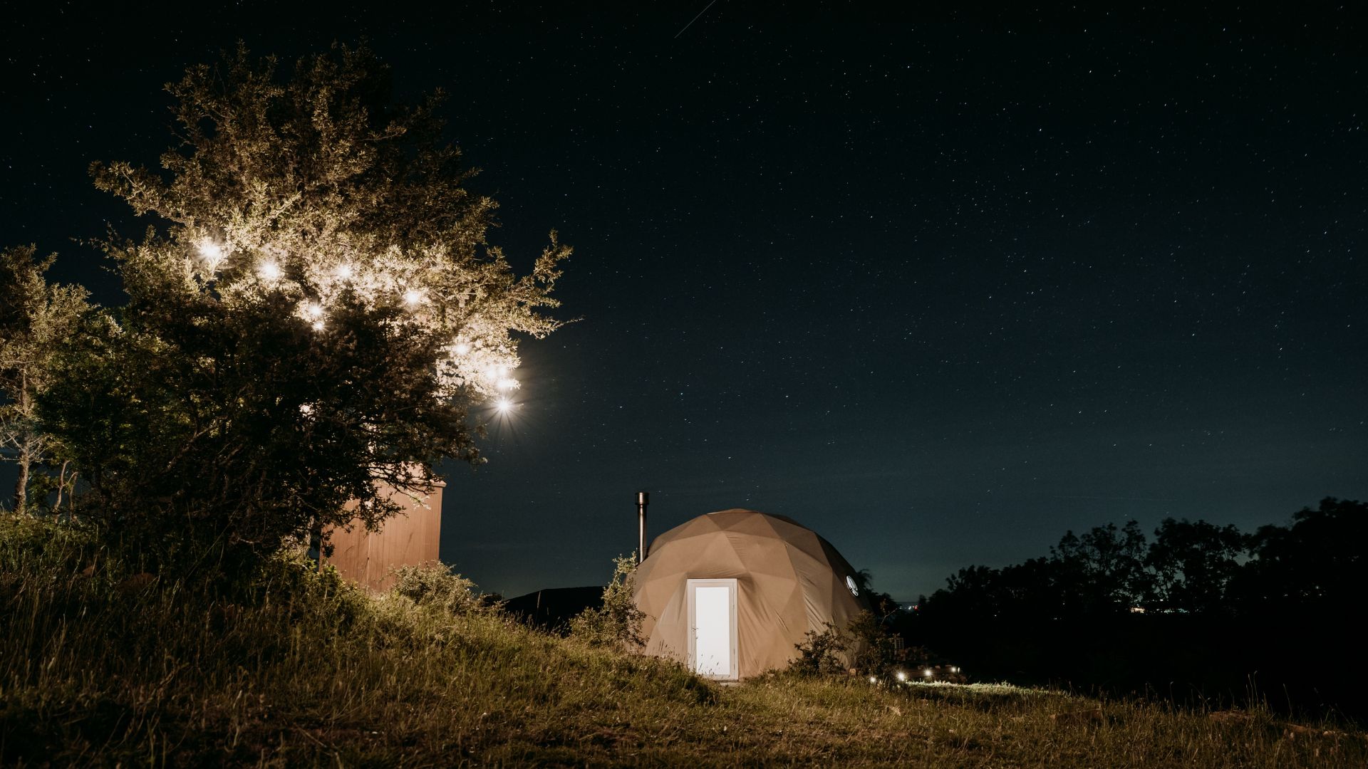 Aura Glamping di notte